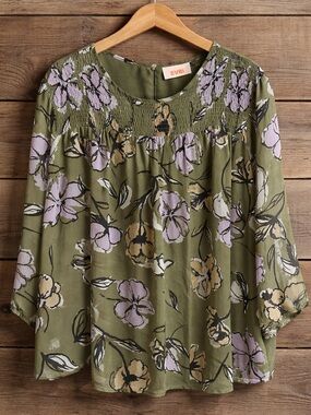 EVRI 3X Floral Print Polyester Smocked Lightweight Sheer Lined Blouse